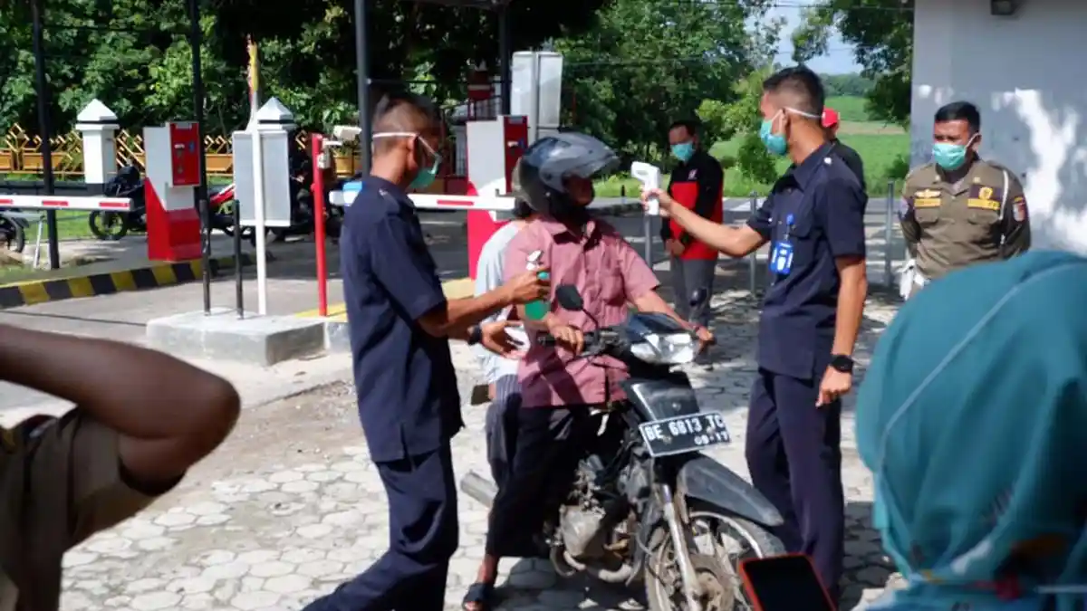 Cegah Corona, Warga yang Berkunjung ke RSUD Menggala Discreening, Jam Besuk Ditiadakan