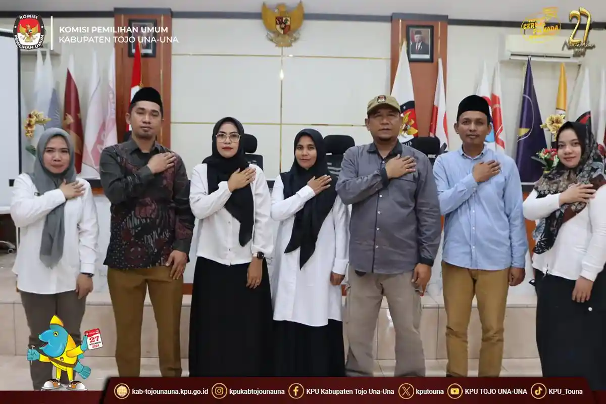 Ketua KPU Tojo Una-una Lantik 2 PPS Pengganti Antarwaktu dari Desa Sabo dan Bailo Baru