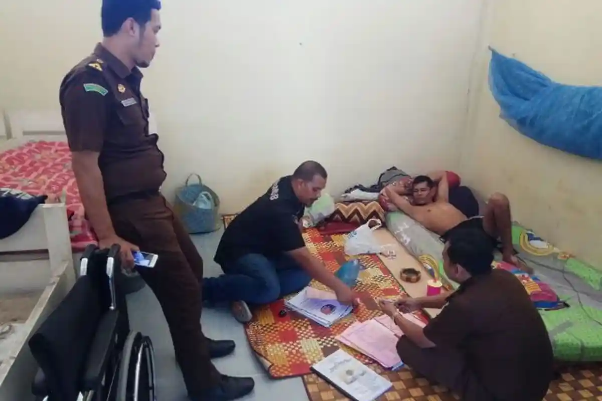 Ansari Divonis 4 Tahun Penjara