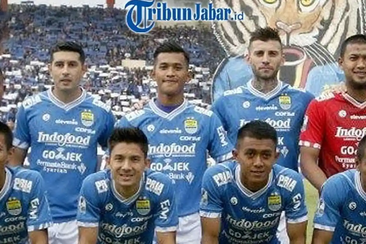 Maung Bandung Duetkan Rene Mihelic dan Artur Gevorkyan, Ini Formasi pemain Persib vs Persebaya