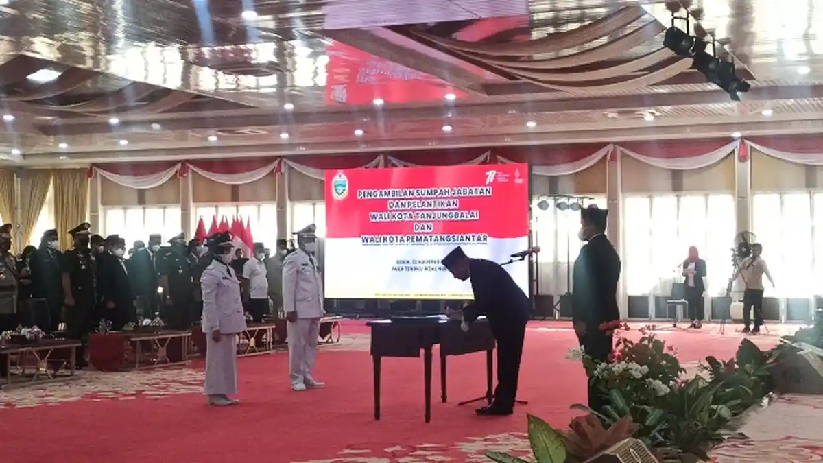 Lantik Wali Kota Siantar dan Tanjungbalai, Gubernur Edy Rahmayadi Ingatkan Kondisi Inflasi di Sumut
