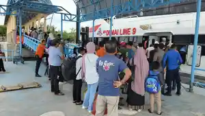 Penumpang_Pelabuhan_Domestik_BSL_Bengkalis_Hari_Pertama_Tahun_2024_Sebanyak_257_Orang.jpg