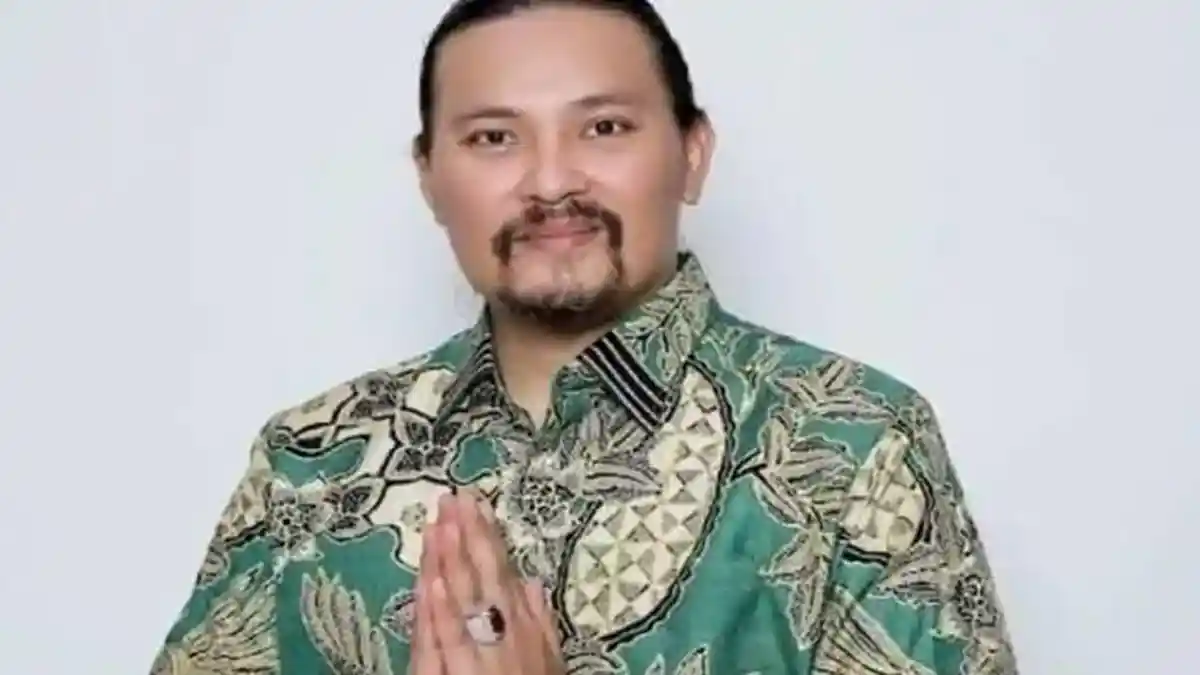 Minta Taufik Hidayat Penyekap Perempuan Bandung Dihukum Seberat-beratnya, Ini Sosok Martin Daniel - Surya.co.id
