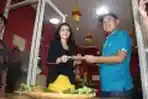 Hesty Klepek Buka Restoran Ayam Geprek Klepek-Klepek