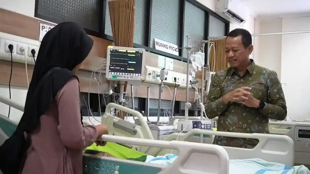 Petaka 2 Bocah Tertimpa Ranting Pohon di Taman Krida Kudus, Ifana Harus Jalani Operasi