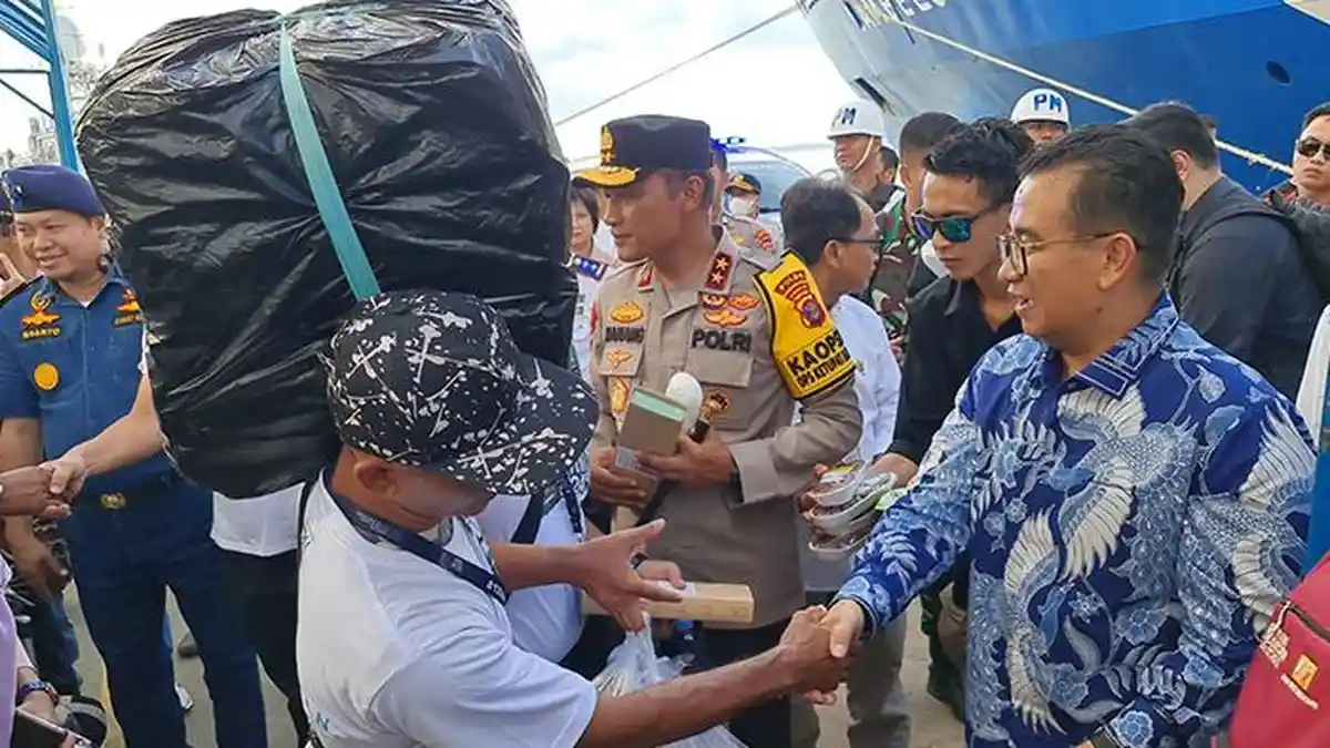 PLN Wujudkan Impian Pemudik Makassar Lewat Program Mudik Asyik Bersama BUMN