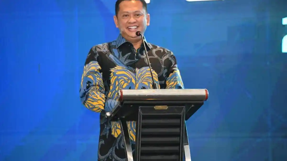 Ketua MPR: Waspadai Potensi Ancaman, Tindak Penyebar Hoaks Covid-19