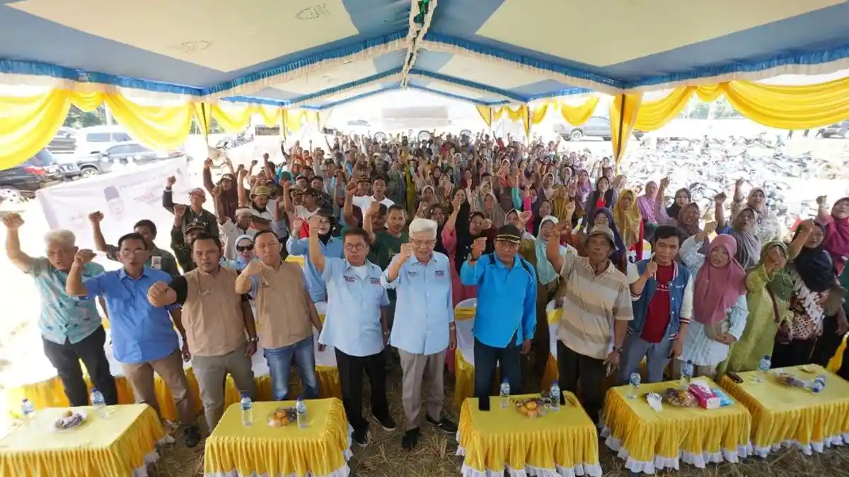 Hadiri Panen Raya, Ribuan Petani OKU Timur Sambut Mawardi Yahya - Calon-Gubernur-Sumsel-Mawardi-Yahya.jpg