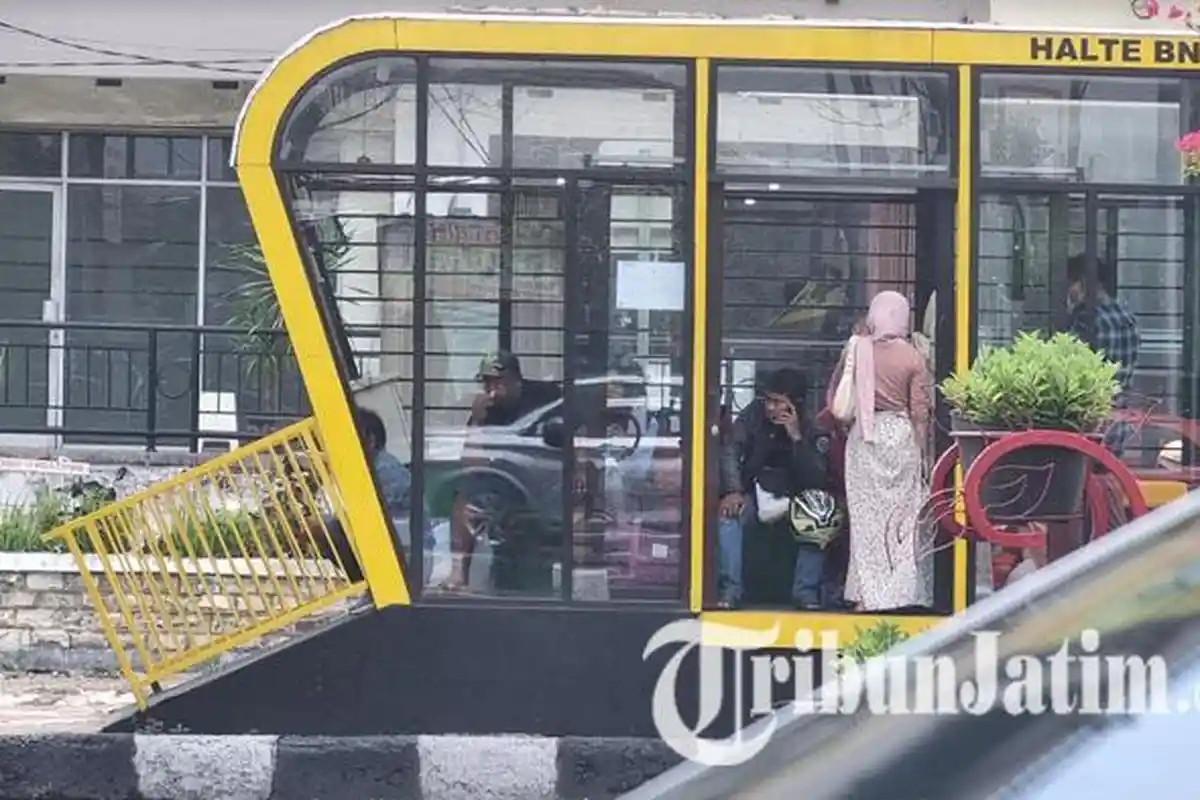 Penumpang Bus Transjatim Mengaku Jadi Korban Pelecehan Seksual di Halte Gresik: Tanya Pernikahan