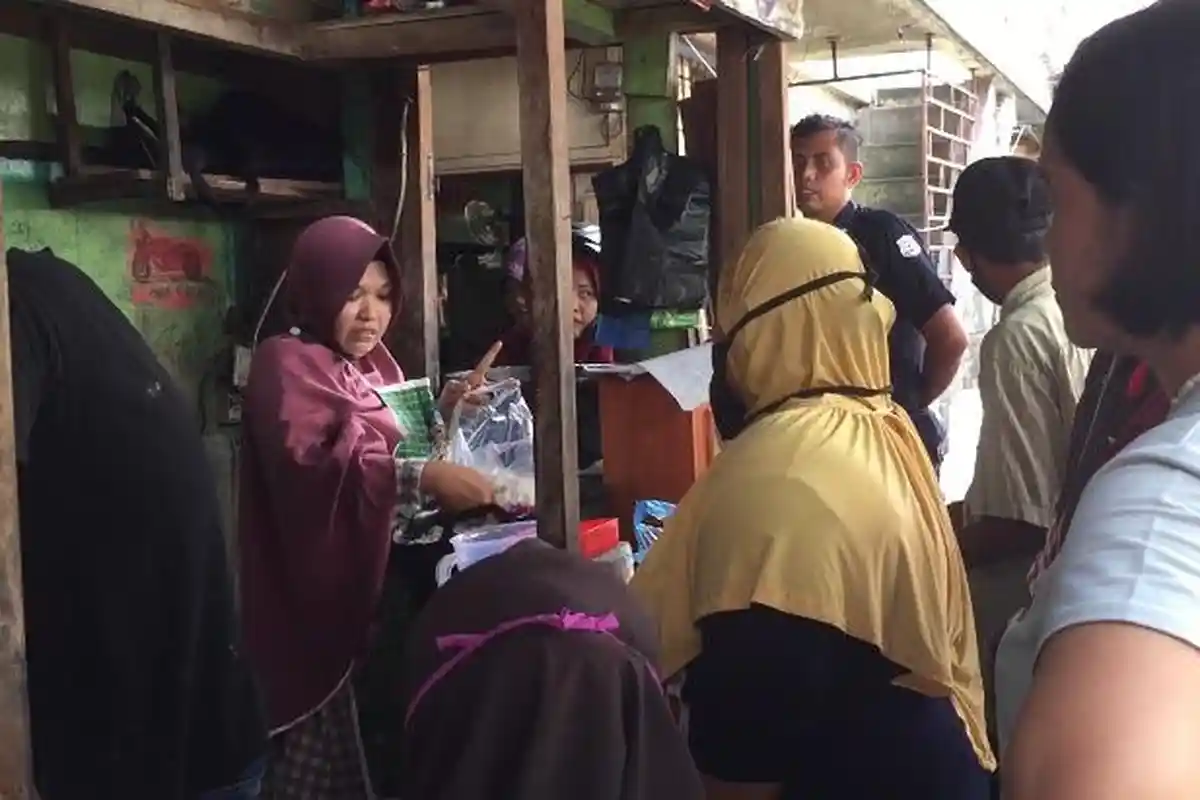 Permintaan Santan Kelapa di Anambas Meningkat Jelang Idul Adha, Pastikan Harga Tetap Normal