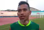 irfan-jaya-usai-ikuti-latihan-persebaya-di-stadion-gelora-delta-sidoarjo.jpg