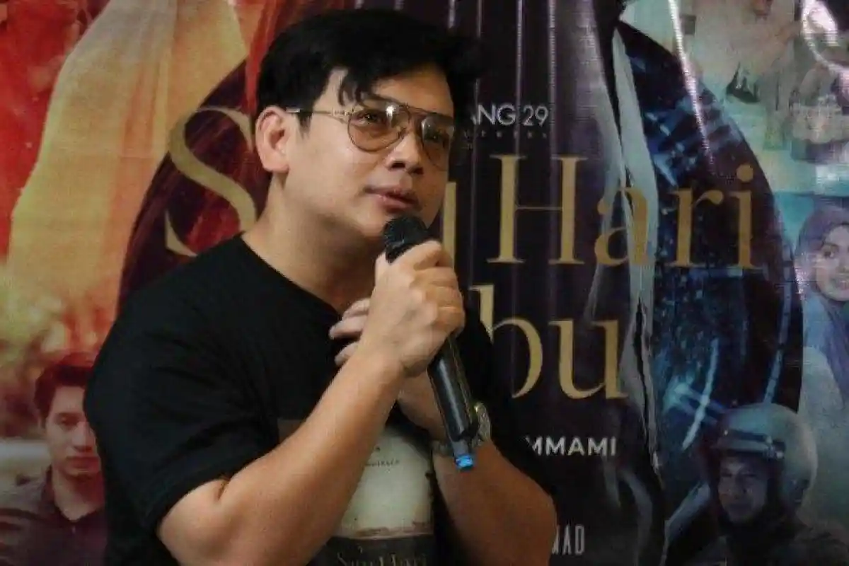 Artis Dulu Ngamen di Jalan sampai Dilempari Panci, Kini Sukses Jadi Penyanyi Sekaligus Penulis Buku