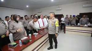 jajaran-polres-taput-sambut-kukner-kapolda.jpg