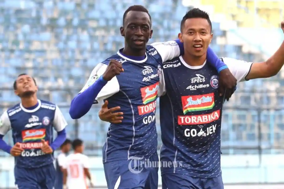 Hasil Liga 1 2019 Arema FC Vs Persipura Jayapura HT (2-0), Gol Cepat Makan Konate di Babak Pertama