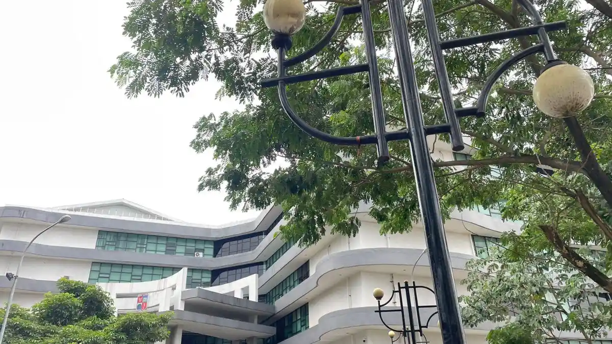 Anggaran Cat Pagar dan Tiang Lampu Rp 150 Juta, Ketua DPRD Kota Bogor : Gak Apal Euy
