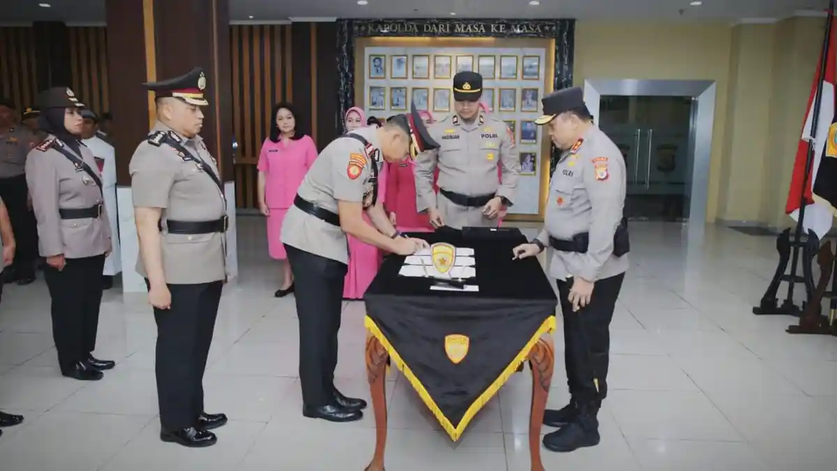Kapolda Maluku Pimpin Sertijab Dirpamobvit, Kabid Humas dan Dua Kapolres