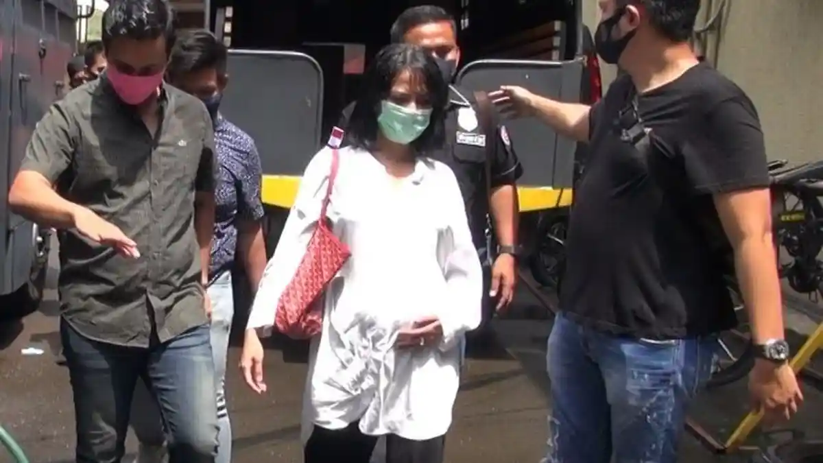 Alasan Polisi Tak Tahan Vanessa Angel di Rutan