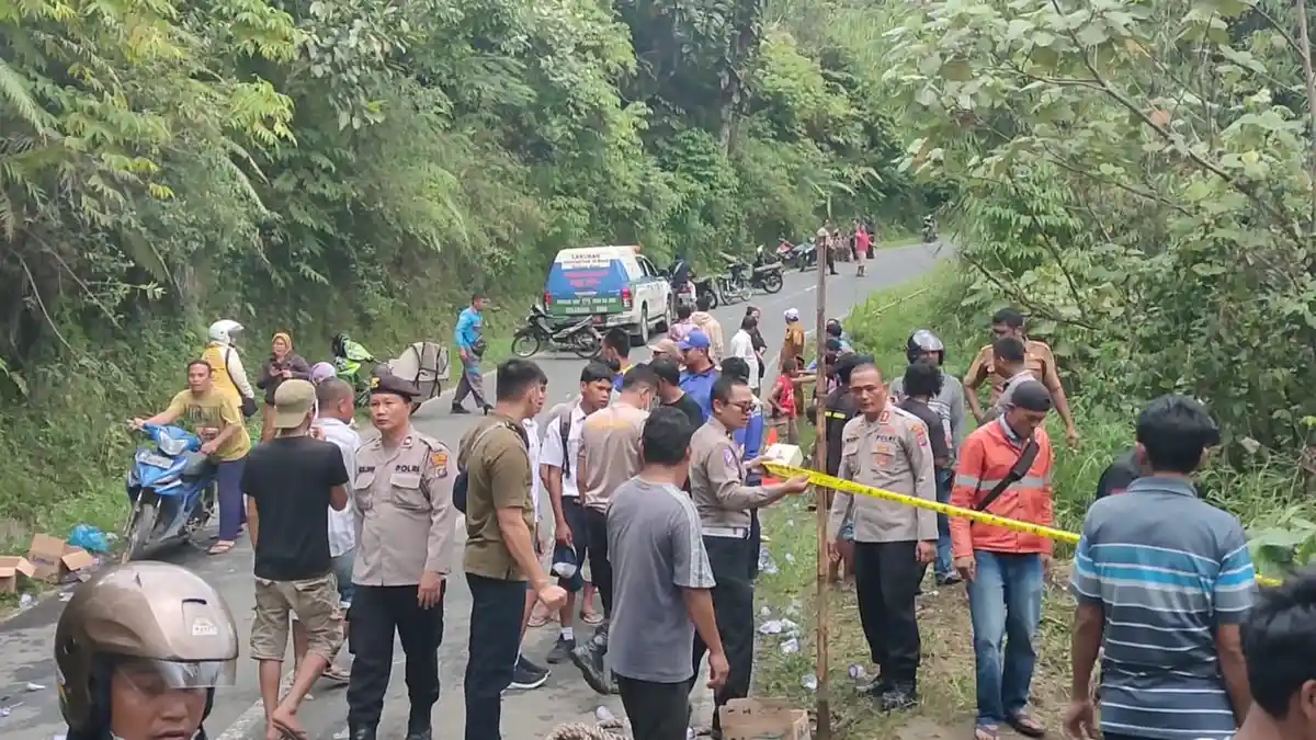 Mini Bus Terjun Ke Jurang, 5 Penumpang Meninggal Dunia, Ini Pejelasan Polres Pakpak Bharat