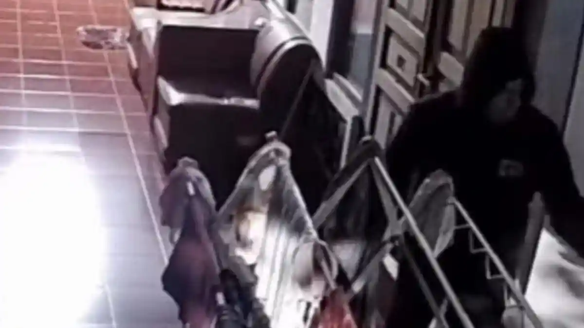 Viral! Merasa Sakit Hati, Pria Pundong Bantul Curi Pakaian Dalam Mantan Pacar, Terekam CCTV