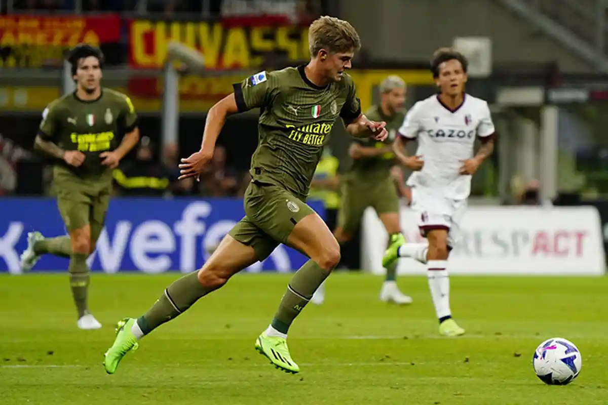 Meskipun Bermain 10 Orang, Olivier Giroud Bawa AC Milan Menang 2-1