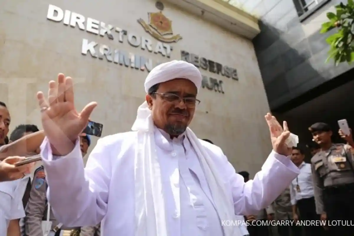 Petinggi FPI Ini Menangis Kangen Habib Rizieq Pulang, Najwa Shihab: Anda Bilang Pemerintah Dzalim?