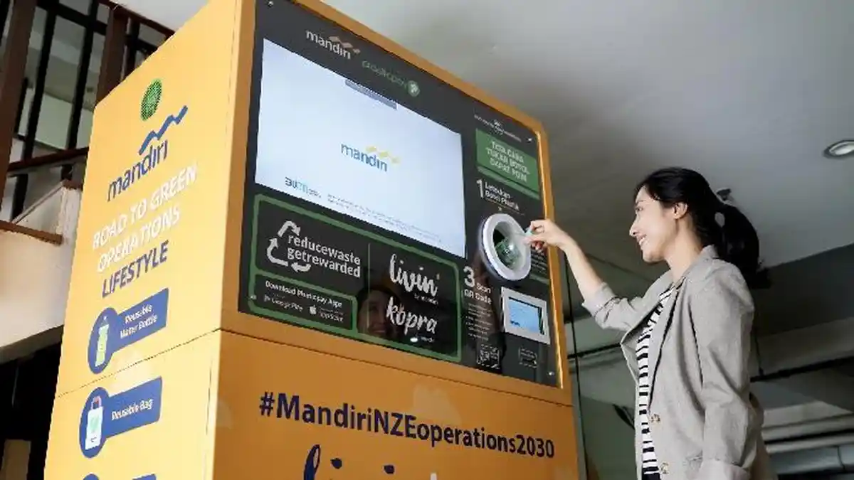 Cegah Pencemaran Lingkungan, Bank Mandiri Sediakan Reverse Vending Machine