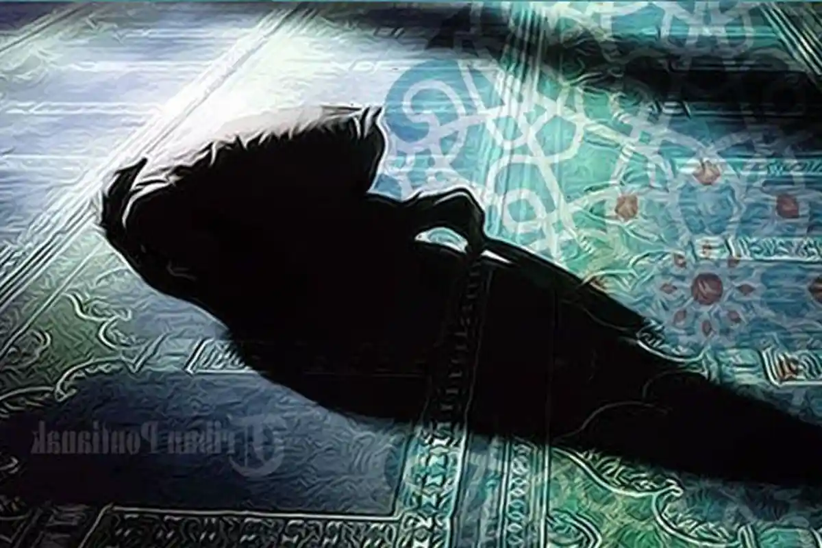15 Ayat Sajdah Dalam Al-Quran Untuk Sujud Tilawah dan Bacaan Doa saat Sujud Pelajaran PAI Kelas 8