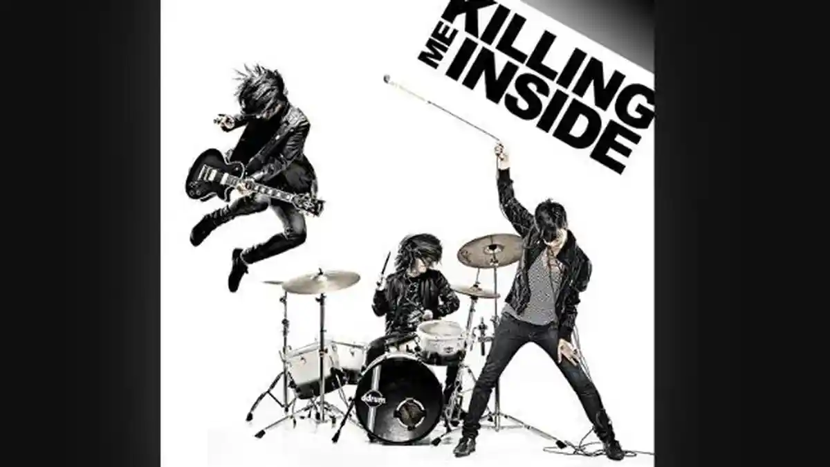 Terjemahan Lirik Lagu Forever - Killing Me Inside: I Hope You Know But I Always Try