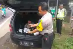 para-pencopet-yang-naik-mobil-grand-livina-kelurahan-ploso-tambaksari-surabaya.jpg