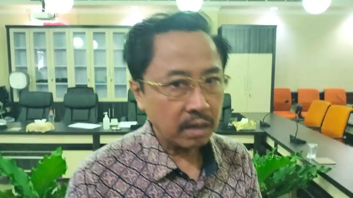 Pansus RPJMD DPRD Kota Surabaya Usulkan Helikopter Ambulans, Seberapa Penting