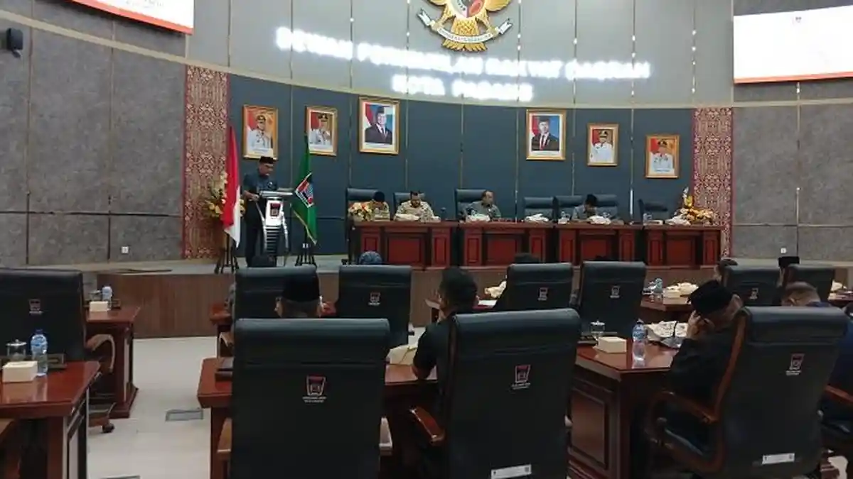 DPRD Padang Gelar Paripurna Pertanggungjawaban APBD 2025, Kuorum Tercapai Setelah Molor 2 Jam