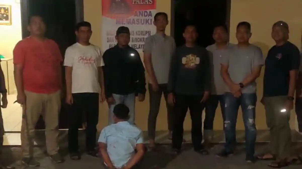 Pemuda Lampung Selatan ditangkap Polres Lampung Timur Dugaan Maling Handphone