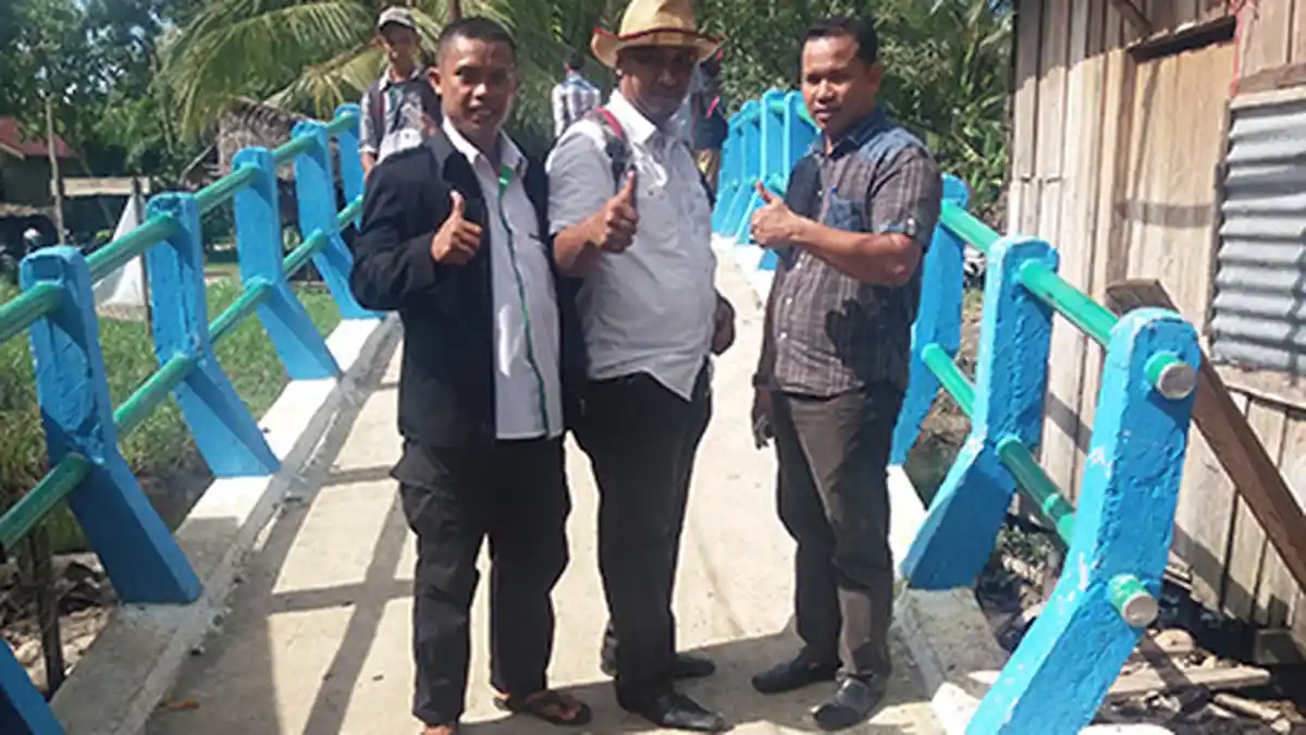 Desa Simpang Jaya Bangun Jembatan Penghubung 3 Desa