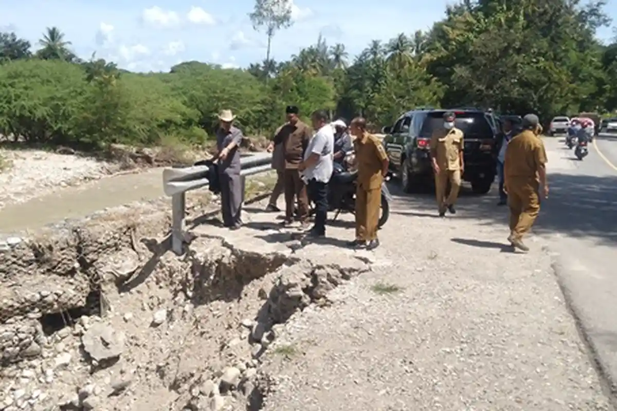 Pansus Dorong Pemerintah Tangani Erosi dan Longsor di Batu Putih Kabupaten TTS