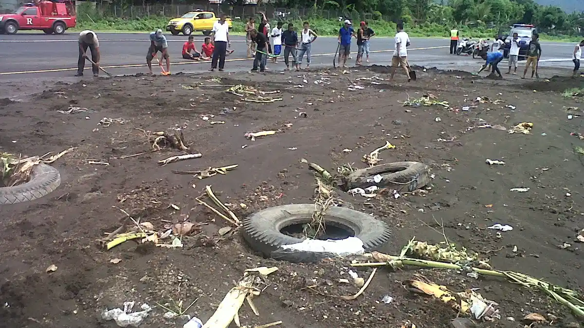 Kepala Bandara Aroeboesman Ende Khawatir Saat Hujan