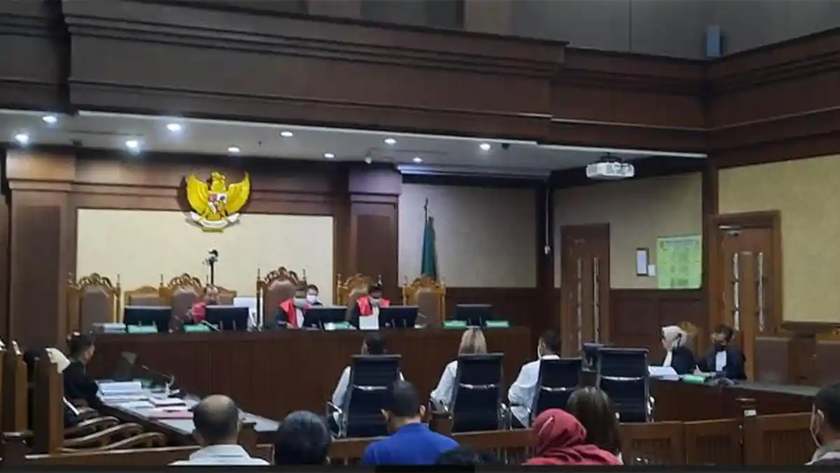 Hari Ini Nia Ramadhani dan Ardi Bakrie Kembali Jalani Sidang Kasus Narkotika