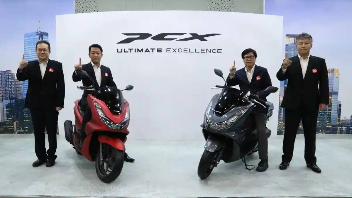 Honda PCX 160 dan PCX e:HEV Dibanderol Mulai dari Rp 30,3 Jutaan