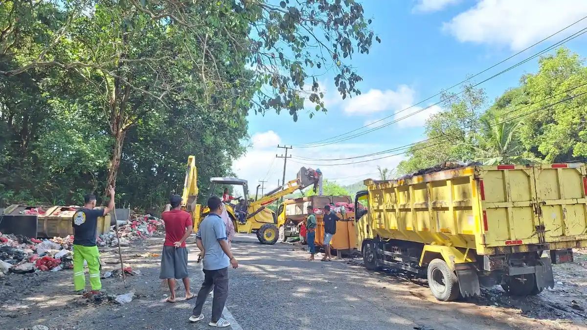 DLH Bangka Angkut 60 Ton Sampah dari TPS
