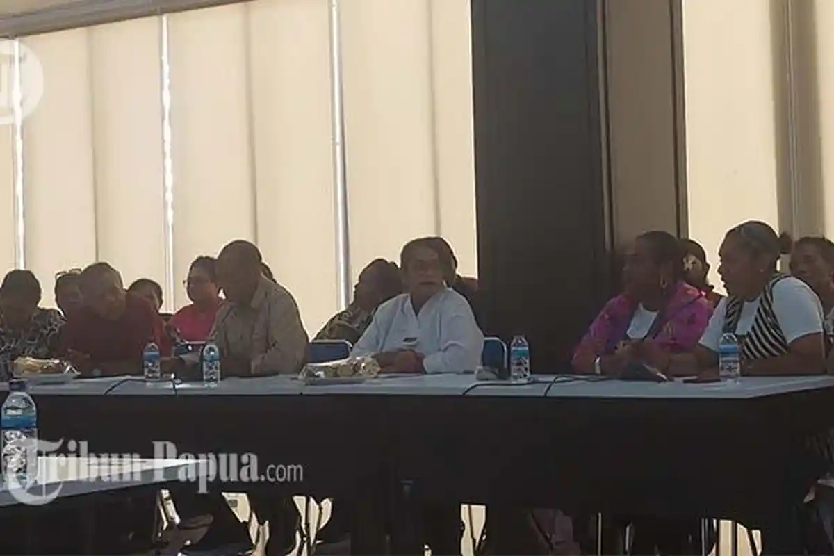 Tolak Pergantian Sepihak Anggota DPD Dapil Papua, Berikut Sikap Tegas Keluarga Besar Regina Muabuay