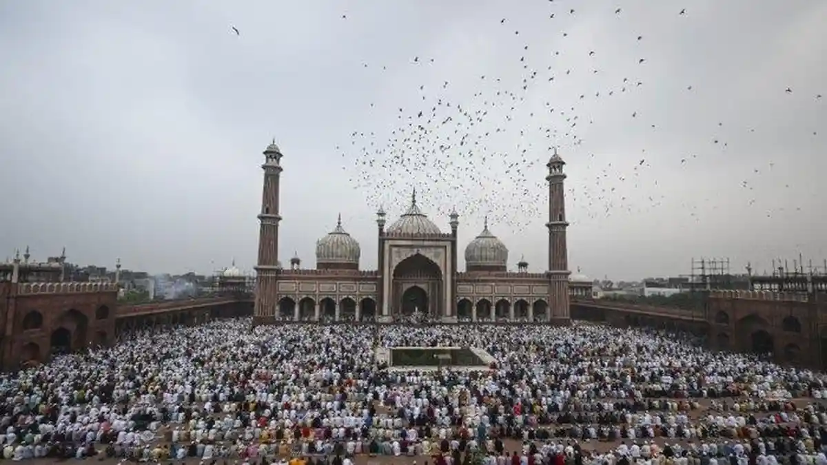 9 Amalan Sunnah di Hari Jumat yang Menambah Keberkahan dan Penjelasannya