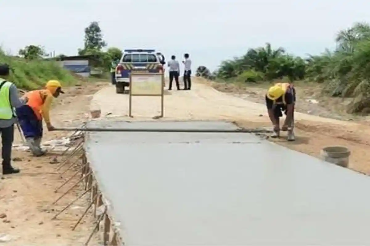 Fokus Perbaiki Jalan Menuju Sentra Pertanian, Pemkab Kubar Gelontorkan Dana Rp 22 Miliar