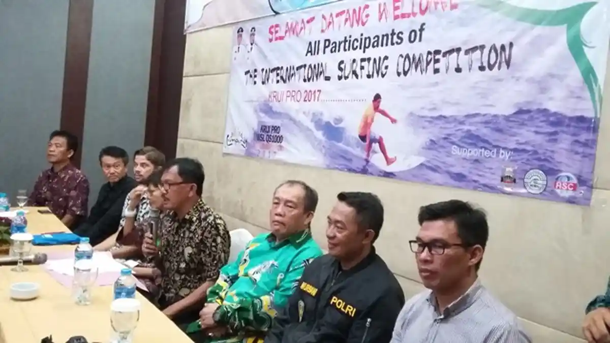 10 Negara Ramaikan Krui Pro 2017 WSL QS1000 Surfing Competition