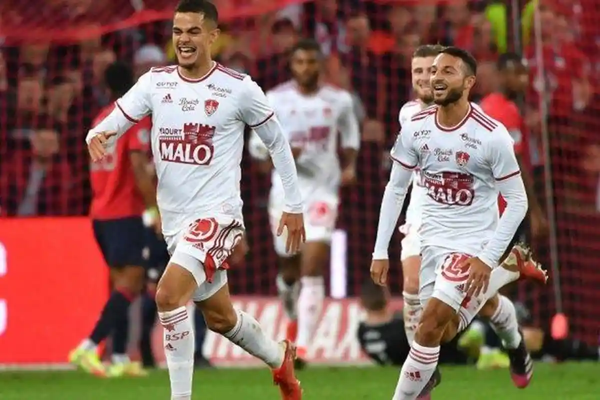 Bursa Transfer Liga Italia, PSG Buat AC Milan Gigit Jari Buru Ganti Castillejo, Maldini Putus Asa?