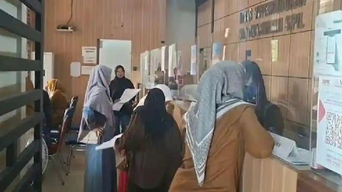 Warga Bireuen Padati Disdukcapil, Revisi Data Kependudukan Terkait Status Desil