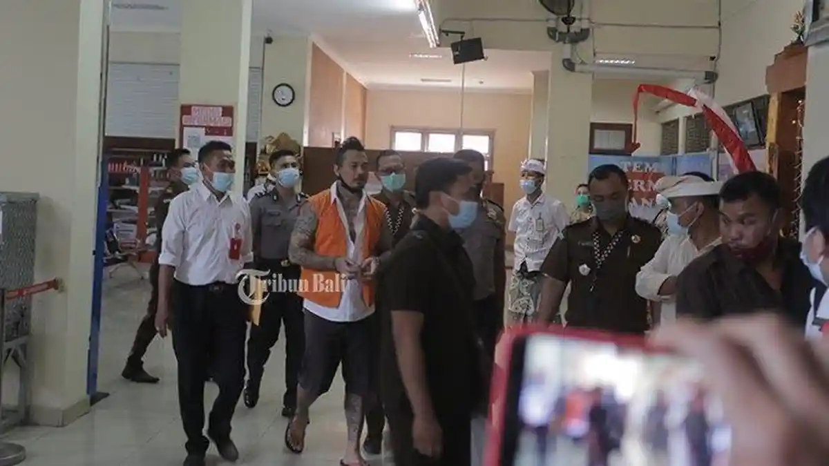 Putusan Pengadilan Tinggi, Banding Kasus Ujaran Kebencian Jerinx, Lebih Ringan Dari Putusan PN