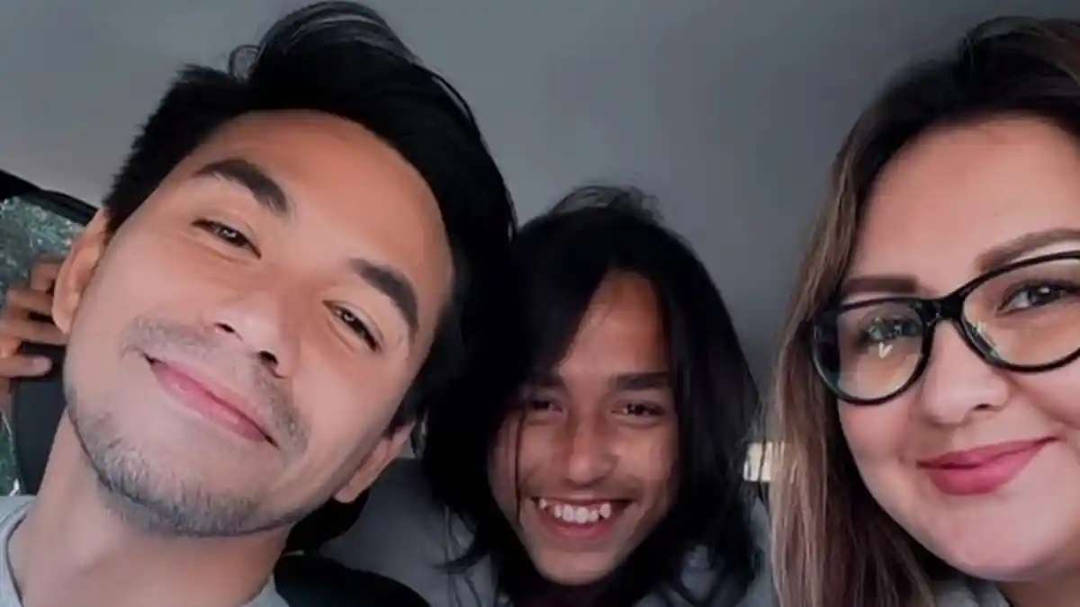 Terbang ke Prancis, Intip Potret Darius Sinathrya & Donna Agnesia Lepas Kangen Kunjungi Putra Sulung