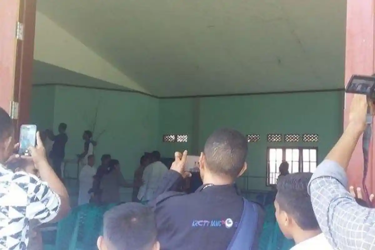 PEMBINA Paksa Siswa di NTT Makan Kotoran Manusia, Siswa Terpaksa Telan Feses karena Takut Dihukum