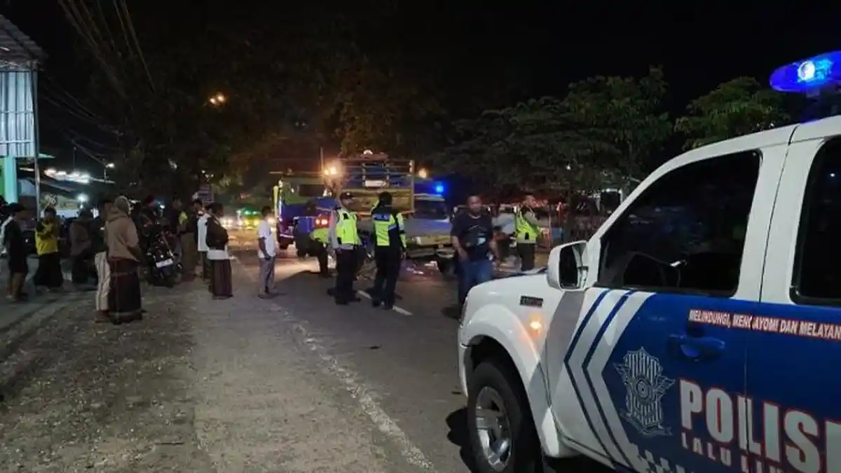 Kecelakaan Beruntun Bus dan Dua Truk di Bojonegoro, Kondisi Sopir Truk Asal Gresik Kritis