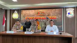Detik-detik-Penusukan-Kondektur-Bus-Damri-di-Bandar-Lampung.jpg
