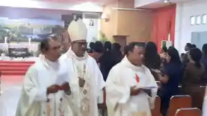 Uskup-Maumere-di-Unipa.jpg